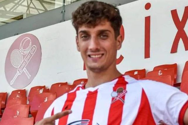 Insólito: avançado contratado há cerca de um mês rescinde