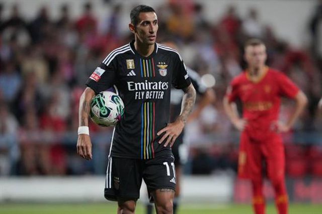 Penáltis: estatuto de Di María 'afasta' João Mário