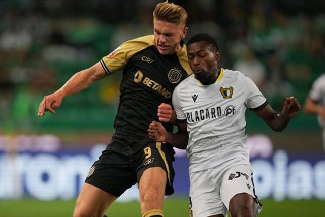 Leões condenam insultos racistas a Otávio