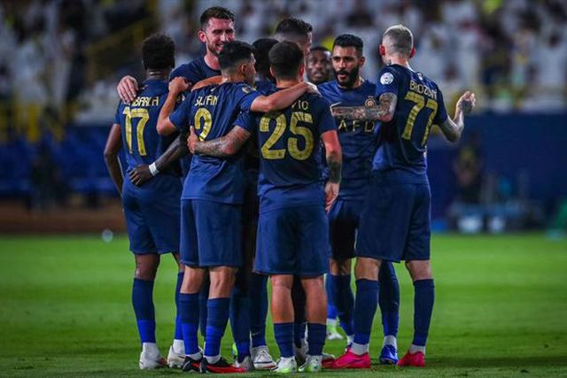 'Chapa quatro' com marca CR7 e gesto altruísta (veja os golos)