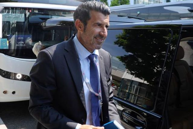 A entrada de Luís Figo no campo eleitoral da FPF