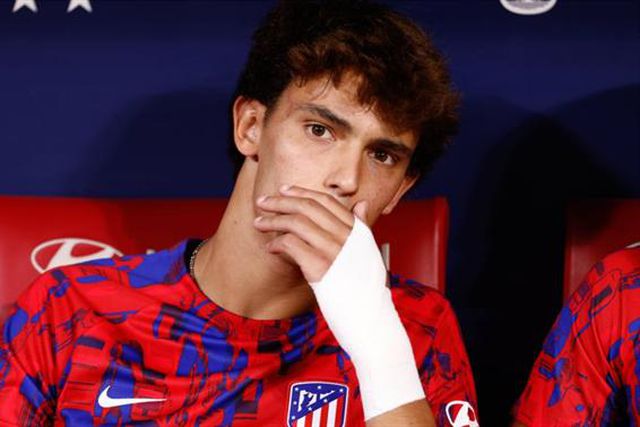 João Félix renova antes de ser emprestado ao Barcelona