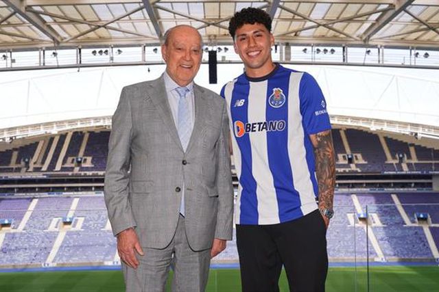 Oficial: Jorge Sánchez é reforço!