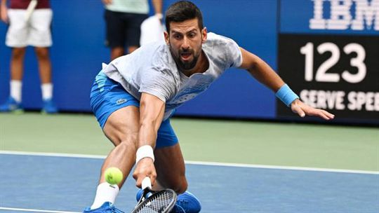 US Open: Djokovic passeia rumo à 2.ª ronda e volta à liderança do ranking