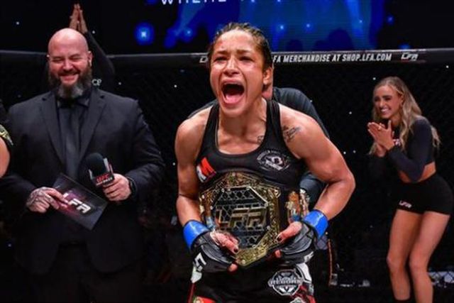 Jacqueline Cavalcanti, a primeira portuguesa na 'jaula' do UFC
