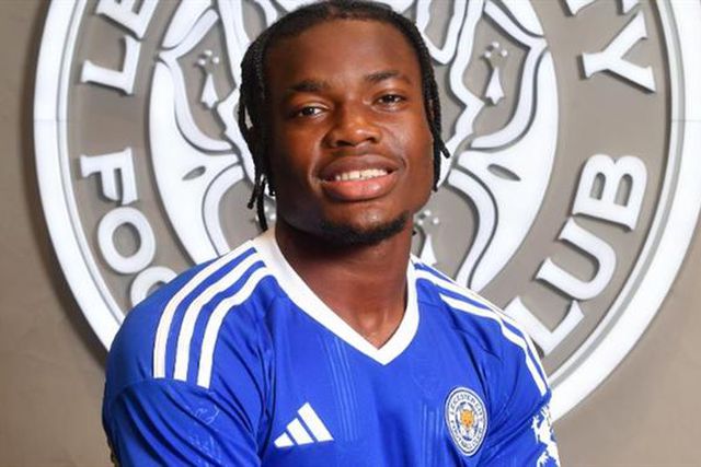 Oficial: Fatawu chega do Sporting