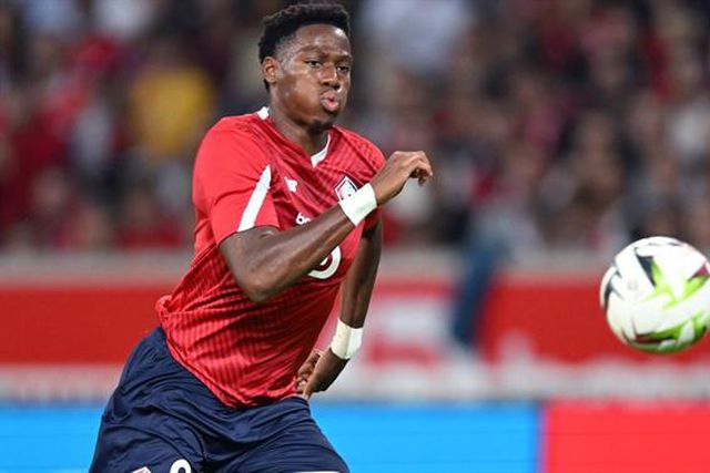 Presidente segura Jonathan David para Fonseca 