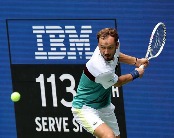 US Open: Medvedev avança para segunda ronda