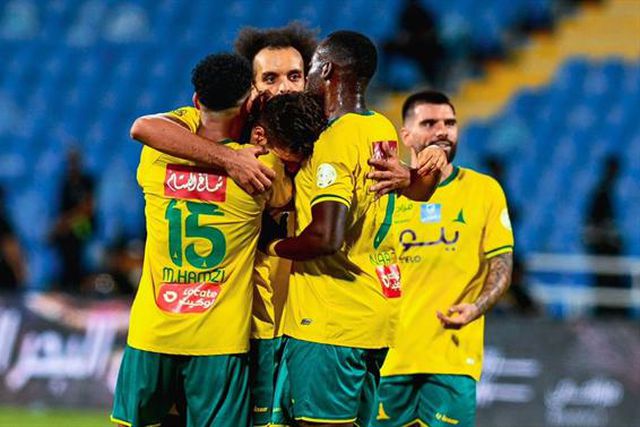 Fábio Martins marca na primeira vitória de Pedro Emanuel