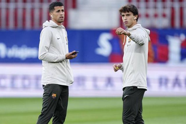 Elogios de Xavi para Cancelo e Félix: «É inegociável para mim»