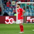 Benfica à deriva