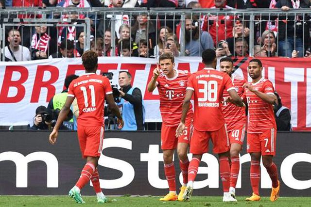 Bayern regressa ao lugar do costume