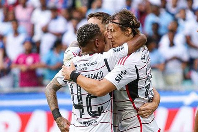 Bahia, de Renato Paiva, derrotado em casa pelo Flamengo