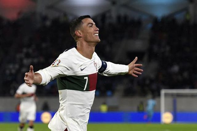 Ronaldo soma mais golos que Pauleta, Eusébio e Figo juntos