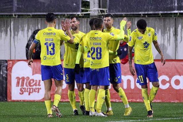 Lobos procuram algo ainda inédito no seu estádio