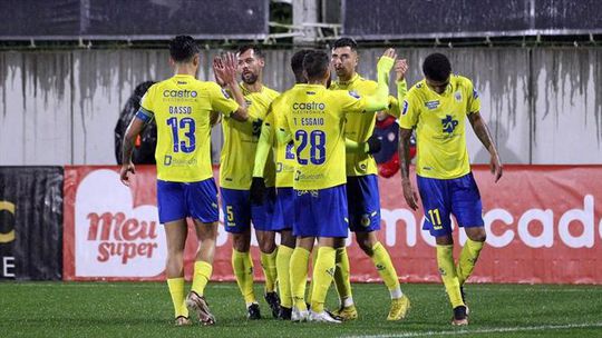 Lobos procuram algo ainda inédito no seu estádio