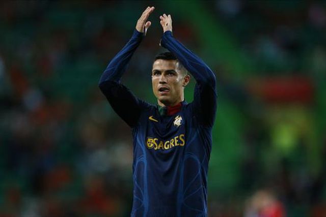 HISTÓRICO: Ronaldo torna-se no jogador mais internacional de sempre na história do futebol