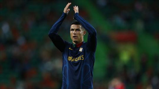 HISTÓRICO: Ronaldo torna-se no jogador mais internacional de sempre na história do futebol
