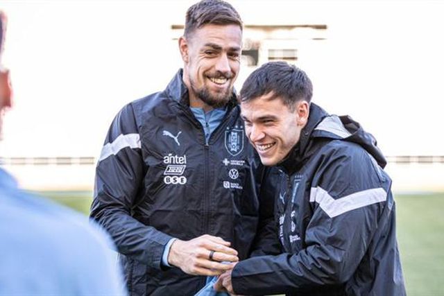 Ugarte festeja marca redonda de Coates na seleção