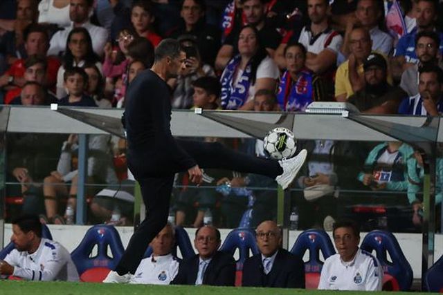 Dois números redondos para Conceição