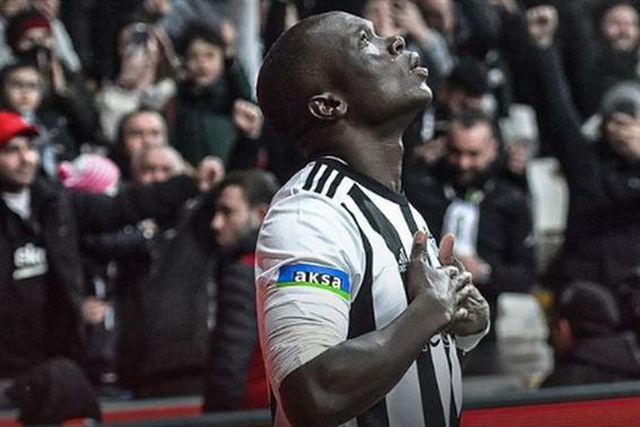 Aboubakar marca na vitória do Besiktas