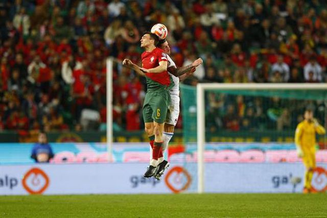 «O treinador pediu-me para ser um jogador de equilíbrio»