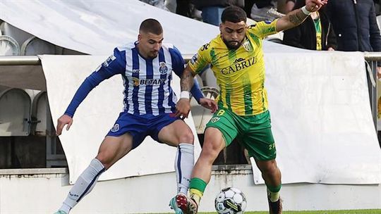 Médio do Tondela na mira para a próxima época