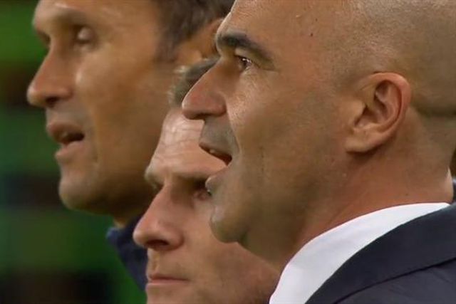 Roberto Martínez já canta o hino (vídeo)