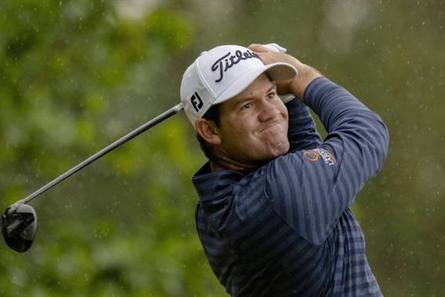 Ricardo Gouveia é campeão em Abu Dhabi (vídeo)