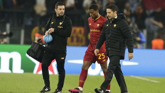 Mourinho perde Wijnaldum