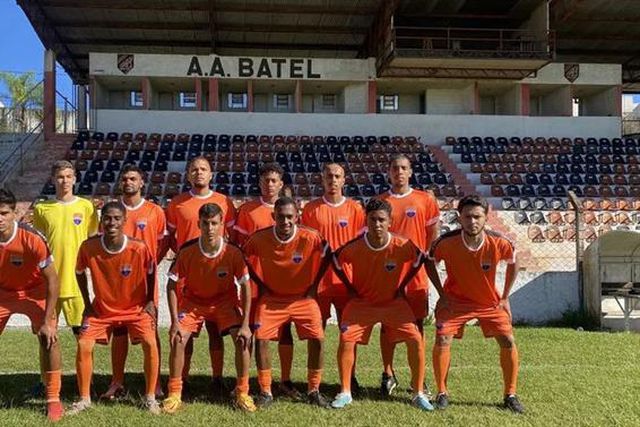 Clube brasileiro muda de nome em homenagem a equipa ucraniana