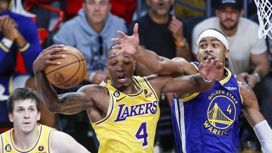 Herói improvável dos Lakers deixa campeão por um fio