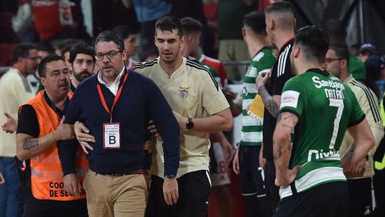 A troca de ‘galhardetes’ entre os treinadores de Benfica e Sporting