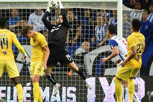 Dragões apontam duas falhas ao «juiz de Lisboa»: «Pequenas coisas que podem ter grandes significados...»