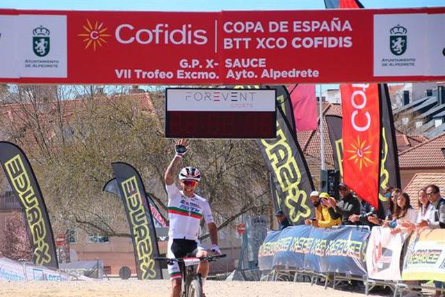 Portugueses vencem provas de BTT em Espanha