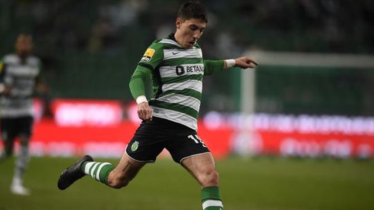 Há surpresa no onze do Sporting