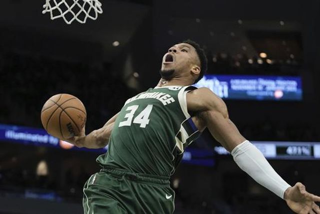 36 pontos de Giannis e os Bucks são os primeiros a assegurar lugar nos 'play-off'; Neemias soma mais dez