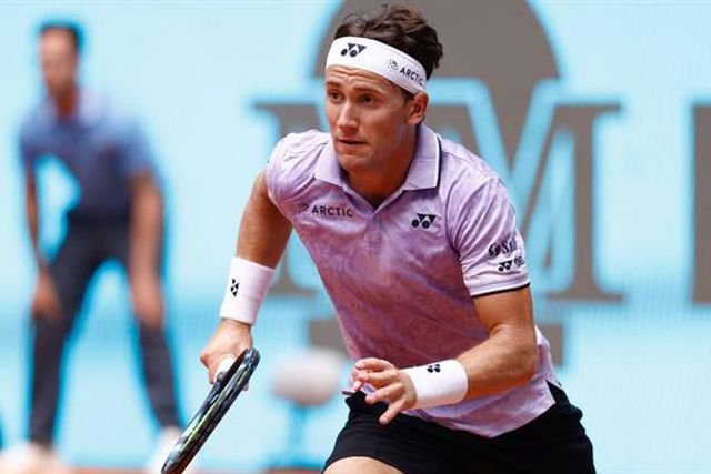 Casper Ruud eliminado por 'qualifier' na segunda ronda do Masters de Madrid
