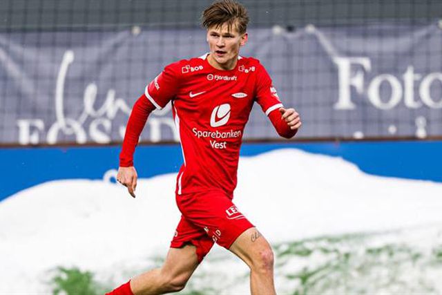 Desejado para o lugar de Grimaldo já tem substituto