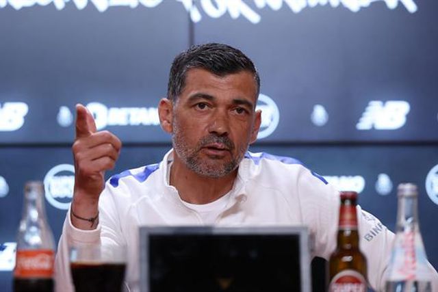 Sérgio Conceição e o futuro: «Perco dois jogos e o presidente mete-me as malas à porta»