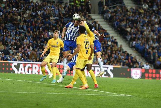 Fábio Cardoso inaugura o marcador no Dragão (vídeo)