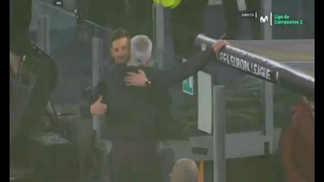 Mourinho reencontra Xavi Alonso