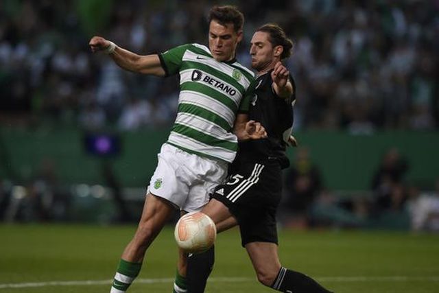 Sporting empata com penálti de Edwards (vídeo)