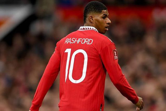 Rashford regressa aos treinos na véspera do embate europeu