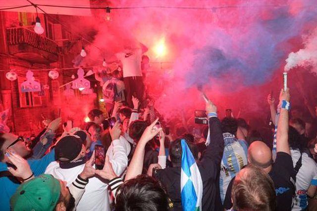 As fotos da festa do Nápoles