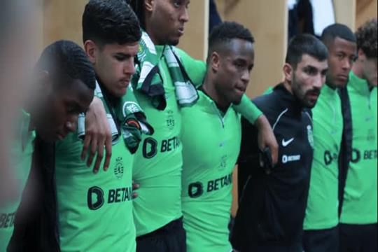 Os bastidores da época vitória do Sporting em Londres