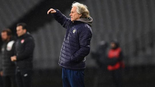 Jorge Jesus é o sonho mas Flamengo não quer esperar