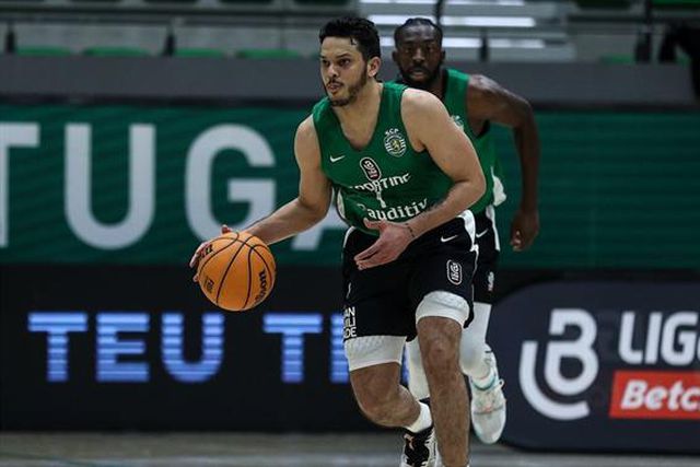 Sporting com vitória expressiva nos Açores