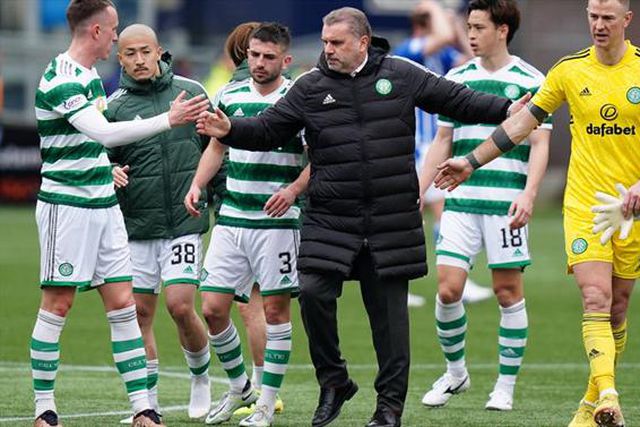 Jota é poupado, Celtic goleia e vê título mais perto