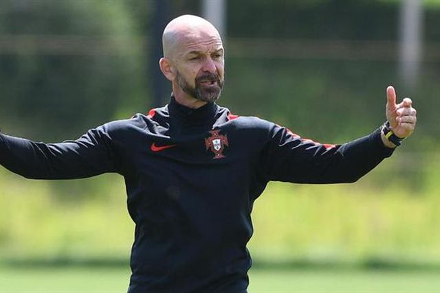 Benfica domina convocatória para o Europeu